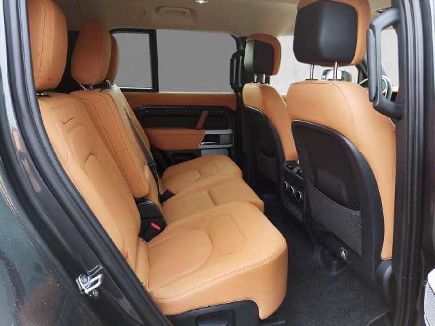 Land Rover  130 D300 First Edition sofort verfügbar